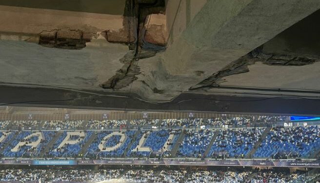 Tifozi anglez tregon gjendjen e stadiumit “Armando Maradona”, kishte një lutje: Mos kërceni…!