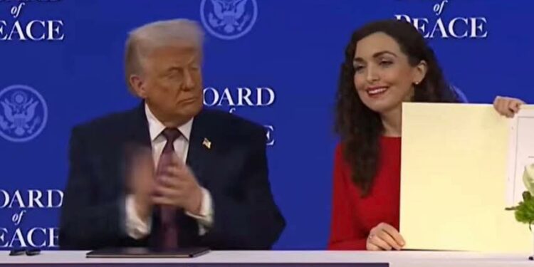 Donika Kadaj-Bujupi: Presidentja Osmani, me maturi shtetërore dhe vizion afatgjatë, mishëron rolin e saj udhëheqës