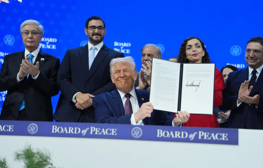 Themelohet Bordi i Paqes, Trumpi zotohet të punojë bashkë me OKB-në