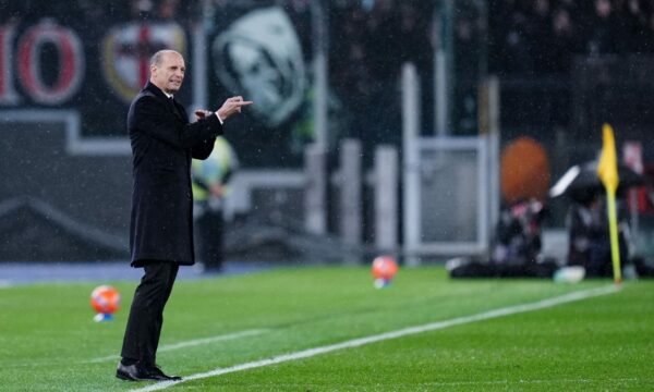 Milani drejt transferimit të një mbrojtësi, Allegri e zbulon të preferuarin e tij