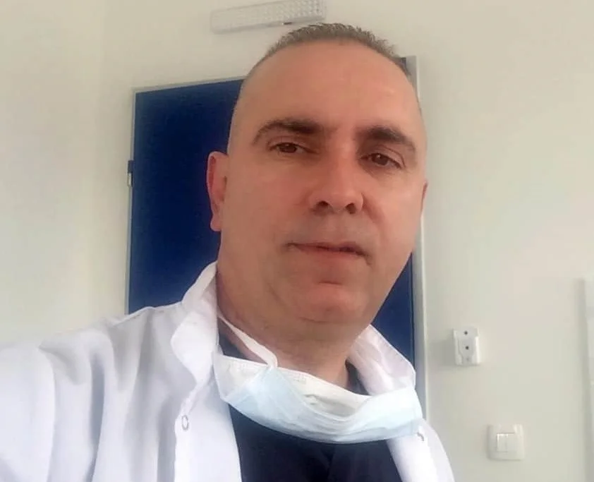 Dr. Ekrem Sefiu