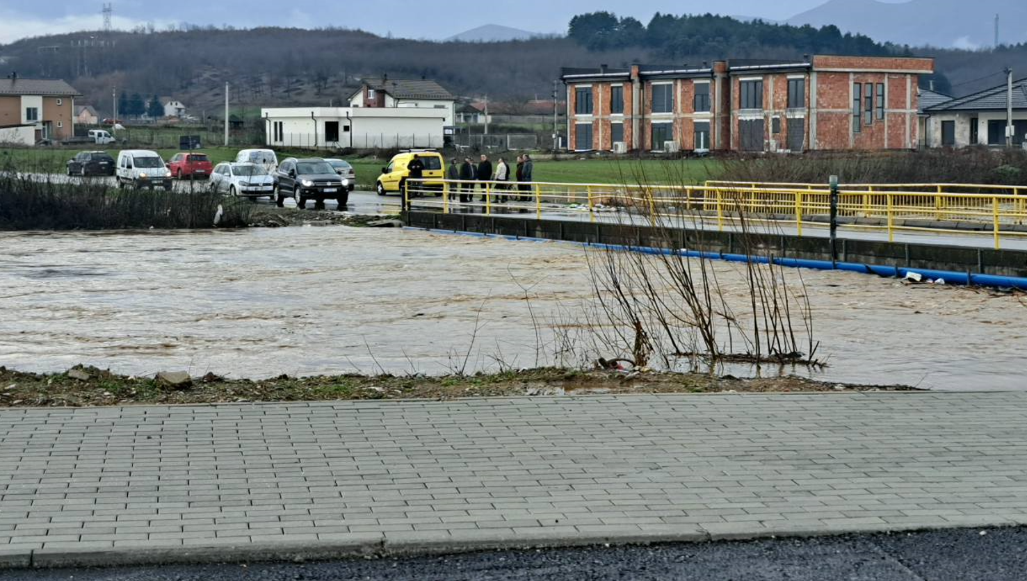 Komuna e Gjakovës hap thirrjen për pranimin e kërkesave për vlerësim nga dëmet