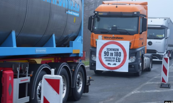 Në Serbi, 20 pika kufitare ende të bllokuara