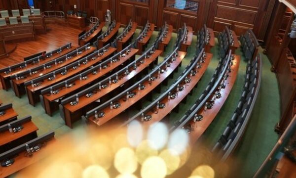 Cilët kandidatë nga legjislatura e kaluar mbetën jashtë Kuvendit?