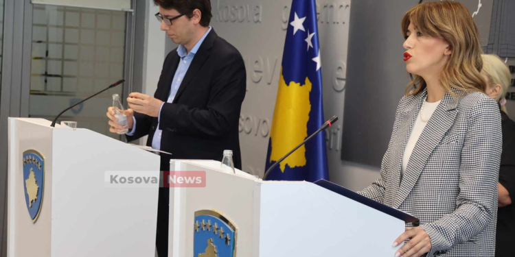 ‘Luftë’ për vendin e tretë në VV: Hekuran Murati e Albulena Haxhiu ngushtë me vota