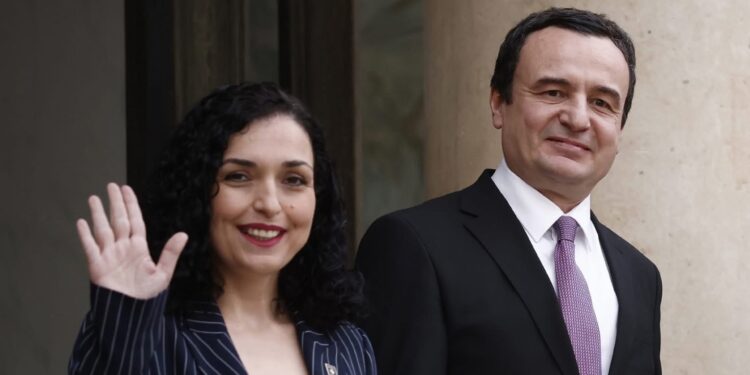 Ish-deputeti i VV’së: Nëse sheh që opozita frikësohet të shkojë në zgjedhje, Kurti përsëri e propozon Osmanin për presidente