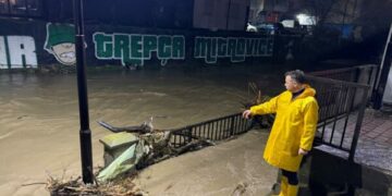 Peci thotë se situata me vërshimet në Mitrovicë është stabilizuar