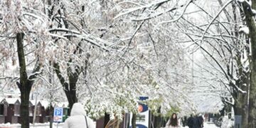 Nis depërtimi i masave të ftohta ajrore me origjinë polare, reshje bore gati në gjithë Kosovën