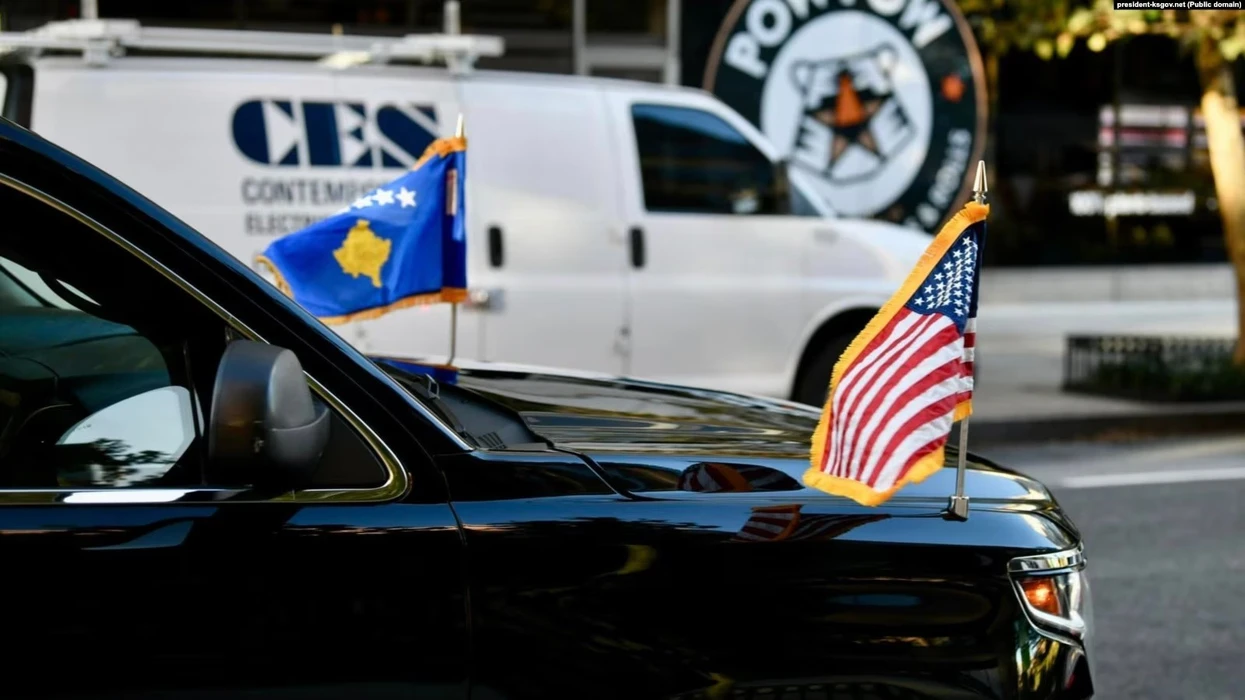 Diplomati: Amerika do Kosovën në NATO, është njohur zyrtarisht si zonë influence nga Trump