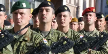 Kroacia rikthen shërbimin ushtarak pas 17 vjetësh