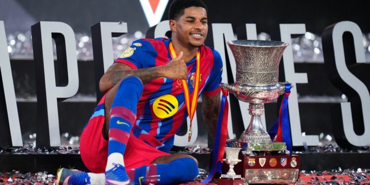 Barcelona e bindur nga Rashford, sulmuesi anglez do të mbetet në Kataluni