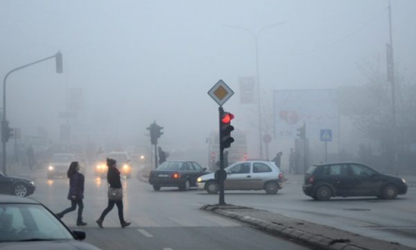 Shkrirja e borës, rikthehet ndotja e ajrit në Prishtinë