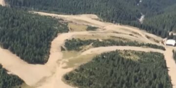 Dy dronë mbi vijën kufitare në këtë pjesë të Kosovës, njohësit e sigurisë: Provokim