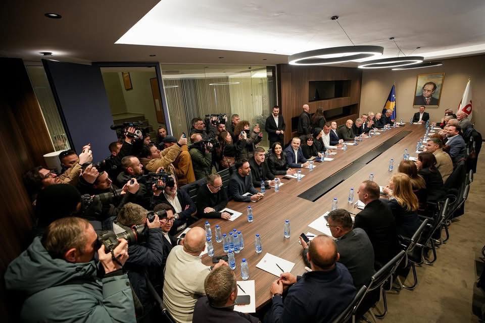 Anëtari i kryesisë së LDK-së: Lidhja Demokratike do të rikthehet si forcë serioze politike në vend