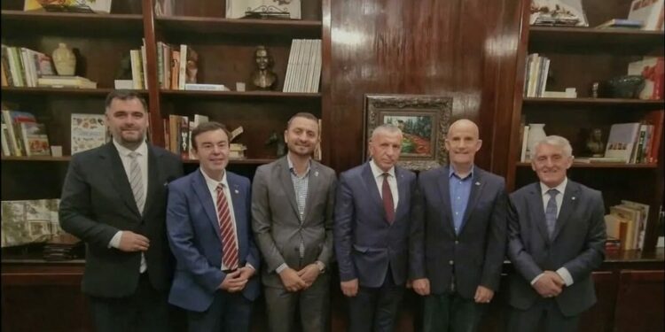 Kamberi: SHBA kërkojnë përgjegjësi nga Beogradi për diskriminimin e shqiptarëve në Luginën e Preshevës