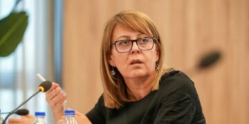 Bajrami e ashpër me Kurtin: Kabinetin që e ke të korruptuar e dinë të gjithë, edhe ata në Davos – ti ke qenë urdhërdhënësi i tyre