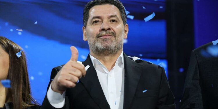 Dy të ndaluar dhe një tjetër në kërkim nga familja e kandidatit Fetah Paçarizi për manipulim të votave