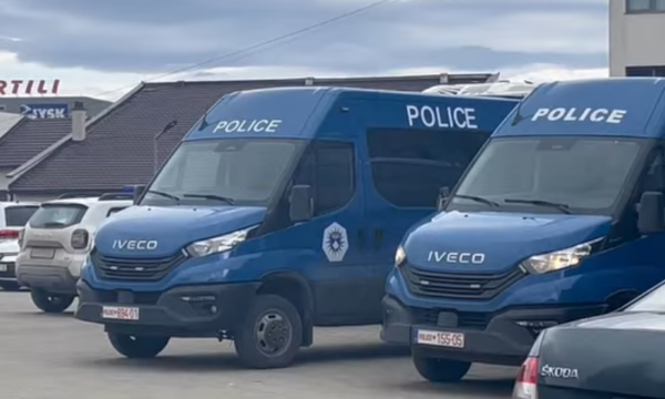 Ky është njëri nga komisionerët që u arrestua si i dyshuar për manipulim votash në Malishevë