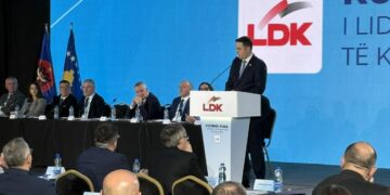 Kaq delegatë kanë votuar pro dhe kundër dorëheqjes së Abdixhikut