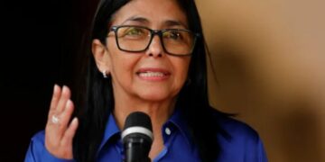 Rodriguez premton lirime të reja të të burgosurve dhe zhvillon bisedë telefonike me Trump