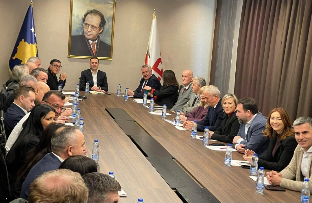 Më 31 janar mblidhet Kuvendi i LDK’së, Abdixhiku e paraqet dorëheqjen aty