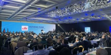 Abdixhiku dorëzon dorëheqjen para Kuvendit të LDK-së, vendimi i lihet delegatëve