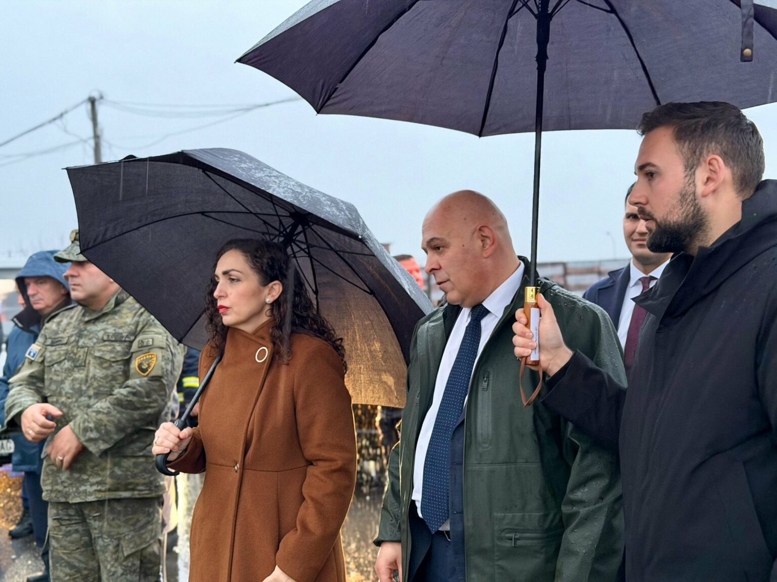 Gjini e Osmani vizitojnë lagjen Dardania, një nga zonat më të goditura nga vërshimet