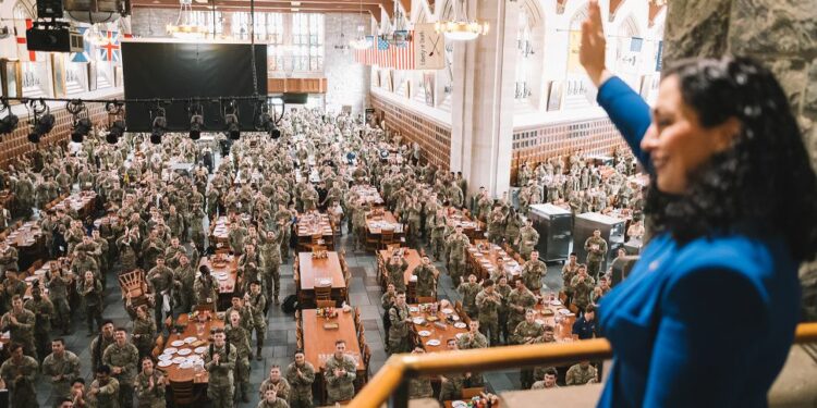 “Në mes të Ushtrisë më të fuqishme në botë”, Osmani shpërndan pamje nga West Point (VIDEO)