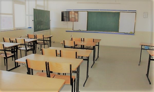 Merret vendim në tërë Kosovën, shtyhet procesi mësimor për shkak të reshjeve të shiut