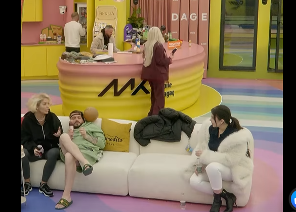 Dolce ‘kapet’ me Albën për Limin: Ti je femër e falimentuar..