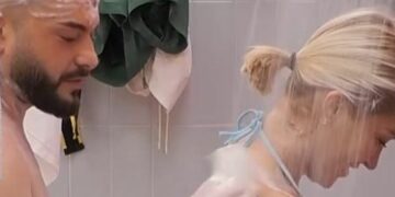 Limi kujdeset për Dolcen në dush, ia fërkon të pasmet