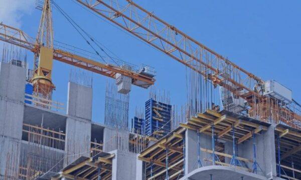 Zgjatet për 12 muaj, afati për legalizimin e ndërtimeve pa leje