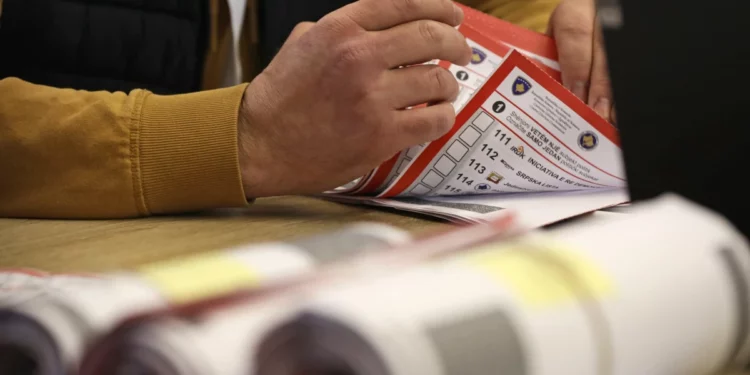 Edhe 3,185 pako me fletëvotime pritet të arrijnë në Kosovë