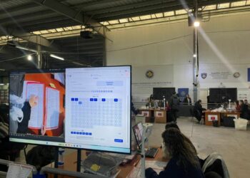 Vazhdon numërimi i votave me postë, kryeson bindshëm VV-ja