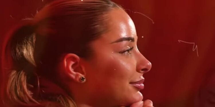 Elijona tregon se pse e ndanë nga familja e saj: Mami ka harru …