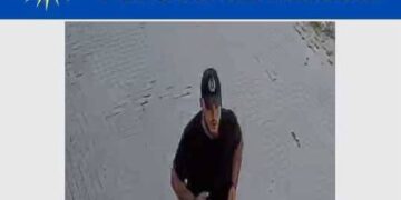 Policia kërkon ndihmën e qytetarëve për ta identifikuar dy persona për veprën ‘sulm’