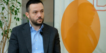 Arian Tahiri: Rezultati nuk është i kënaqshëm – PDK do të vazhdojë të jetë forca kryesore opozitare