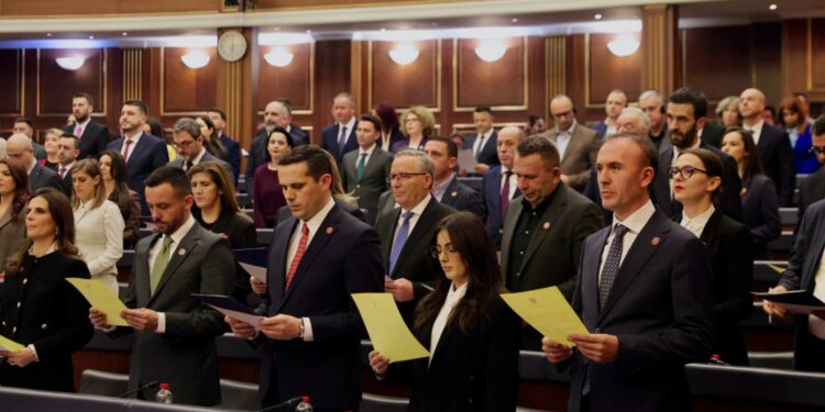 Hamza: Legjislatura e re nis në një moment kyç për mbrojtjen e shtetësisë e drejtësisë në Hagë