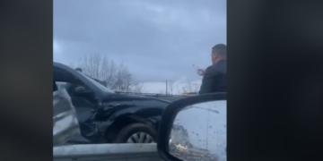 Dy aksidente në rrugën Prishtinë – Podujevë, tre persona të lënduar dërgohen për mjekim