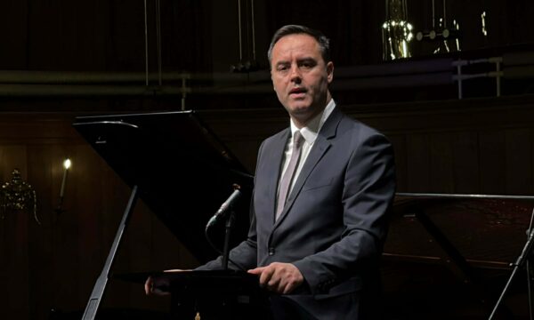 Konjufca nga Haga: Askush nuk mund të shkelë mbi UÇK-në