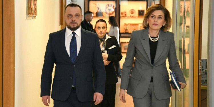 Maqedonci me Kusarin hedhin hapin kyç drejt industrisë së mbrojtjes