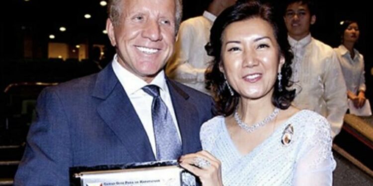 Tmerruese: Shoqëruesja e Pacollit brenda rezidencës famëkeqe të Epsteinit, ishin bashkë në Nju Jork