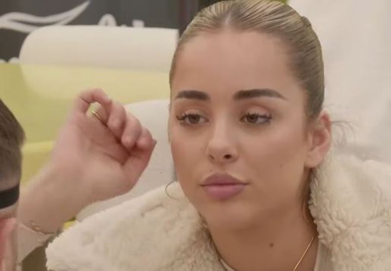 E papritur: Elijona e puth Londrimin