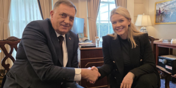 Dodik në Shtëpinë e Bardhë , takon zëdhënësen e Trump, ka veç fjalë të mira për politikën e Presidentit të SHBA