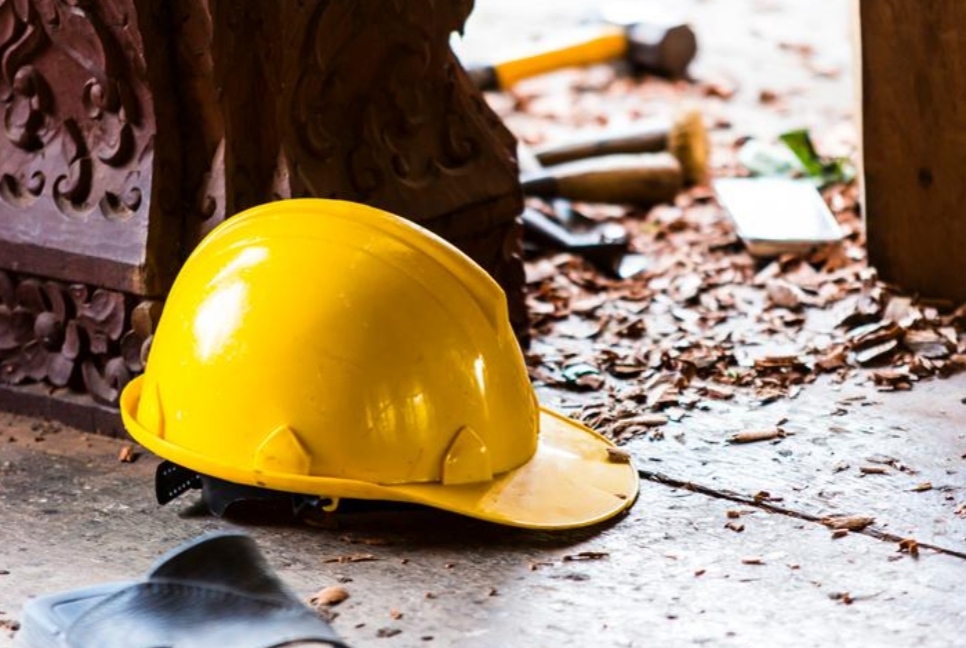 Ndërron jetë punëtori 43-vjeçar, ra nga një objekt në rrugën Ferizaj-Prishtinë