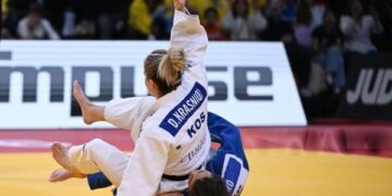 Momenti kur Distria Krasniqi fiton medaljen e artë në Paris