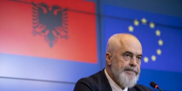 Edi Rama pritet të udhëtojë me 9 shkurt drejt Brukselit për çështjen e negociatave