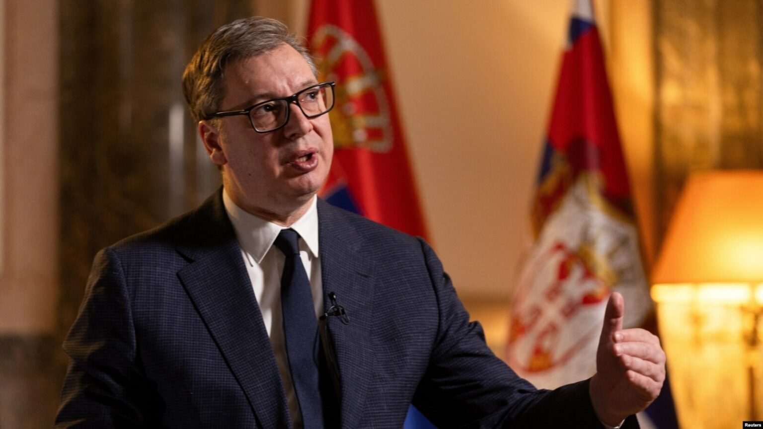 Vuçiqi paralajmëron investime të reja në mbrojtje, shkak “aleanca Kosovë-Shqipëri-Kroaci”