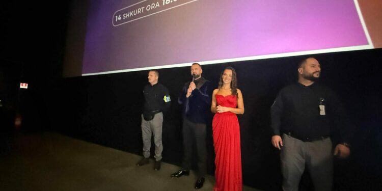 Luizi dhe Kiara në Cineplexx për premierën “Loja e fundit” në Albi Mall