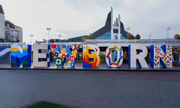 Zbulohet domethënia e “New Bornit” për 18 vjetorin e pavarësisë